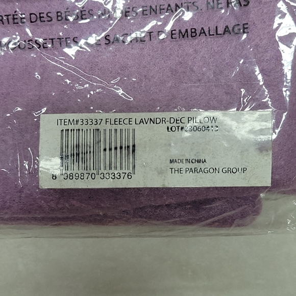 The Paragon Lavender Fleece Pillow Cover - 17" - Brand New, Never Used! - Picture 8 of 8